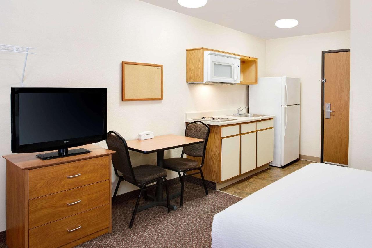 Woodspring Suites Fort Wayne Exterior foto