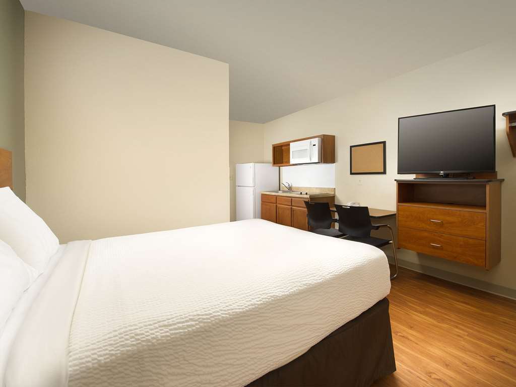 Woodspring Suites Fort Wayne Habitación foto