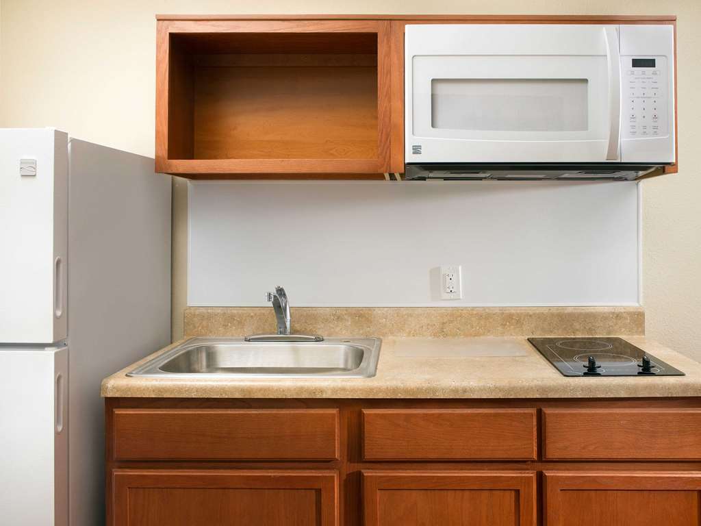 Woodspring Suites Fort Wayne Habitación foto